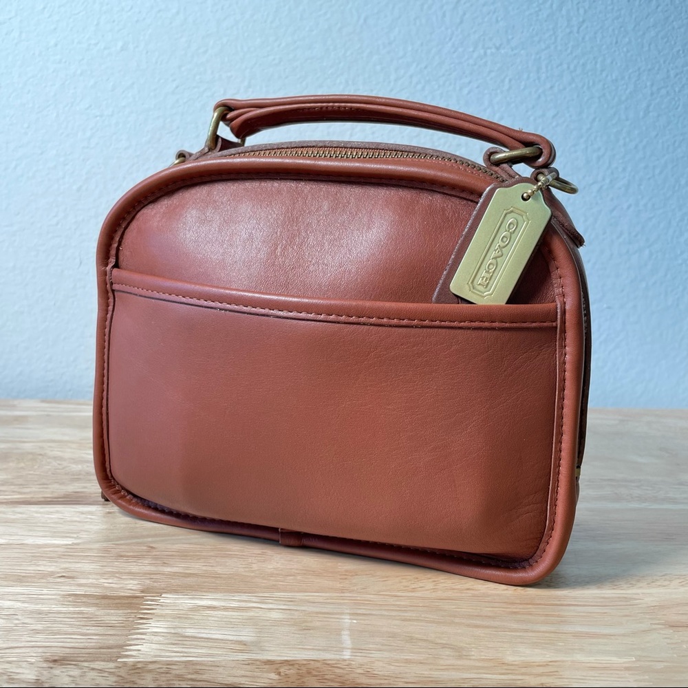 Vintage Coach Lunchbox in British Tan